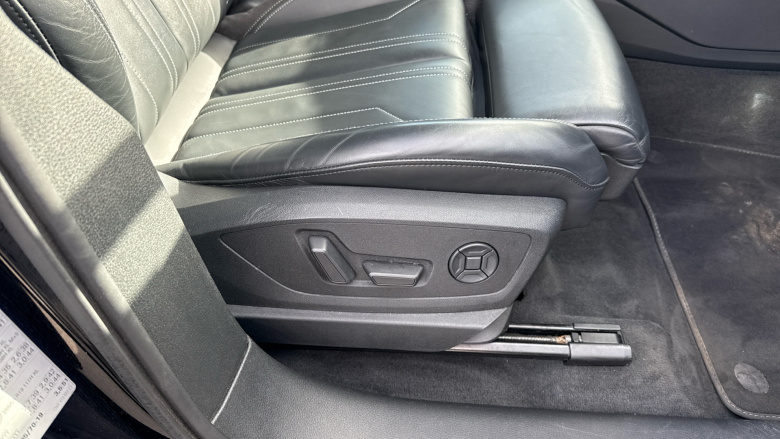 Audi e-tron 230kW 50 Quattro 71kWh S Line 5dr Auto Electric Estate